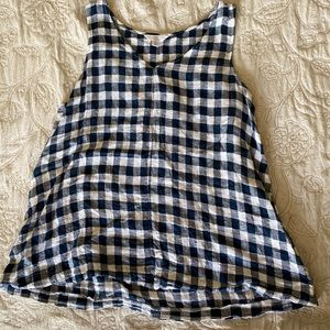 Time and Tru white and navy blue tank top size medium